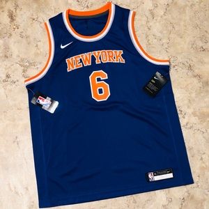 Nike NY Knicks Kristap Porzingis Jersey Youth XL